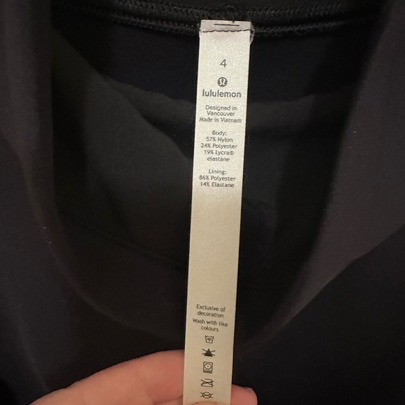 Lululemon Full Flourish Pullover
Black (First Release) - Picture 8 of 10